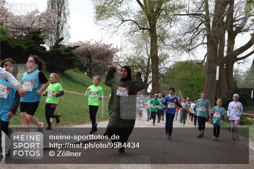 25.04.2026 - Das Zehntel Zöllner http://msf.ph/oto/9584434 25.04.2026 10:47:08 Laufen 36 meine-sportfotos.de
