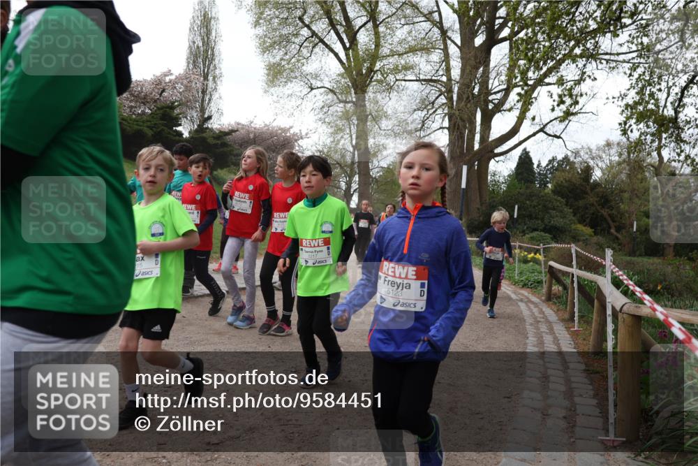 25.04.2026 - Das Zehntel Zöllner http://msf.ph/oto/9584451 25.04.2026 10:47:20 Laufen 15, 5217, 5123 meine-sportfotos.de