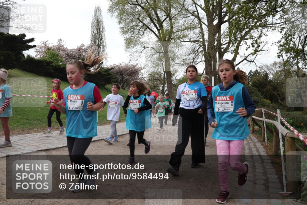 25.04.2026 - Das Zehntel Zöllner http://msf.ph/oto/9584494 25.04.2026 10:47:49 Laufen 5654, 5656 meine-sportfotos.de