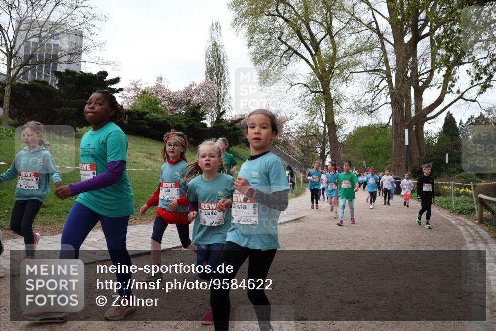 25.04.2026 - Das Zehntel Zöllner http://msf.ph/oto/9584622 25.04.2026 10:48:43 Laufen 7566, 7570 meine-sportfotos.de
