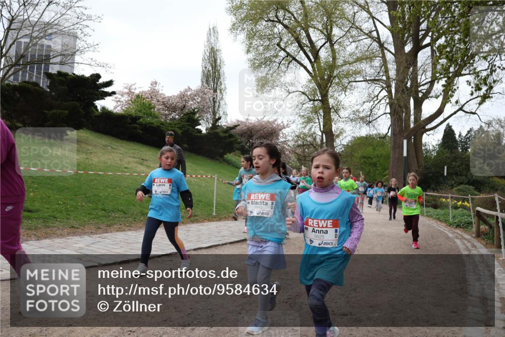 25.04.2026 - Das Zehntel Zöllner http://msf.ph/oto/9584634 25.04.2026 10:48:51 Laufen 5645, 5625 meine-sportfotos.de
