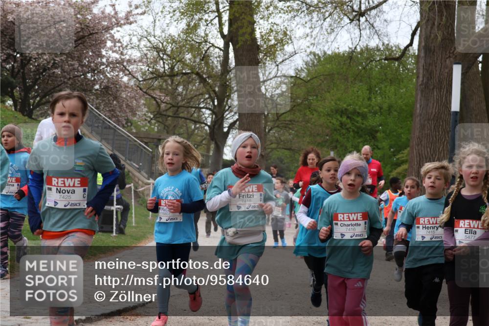 25.04.2026 - Das Zehntel Zöllner http://msf.ph/oto/9584640 25.04.2026 10:48:58 Laufen 10, 7425, 6807, 7418, 7416, 7415, 5477 meine-sportfotos.de