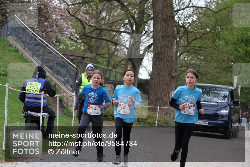 25.04.2026 - Das Zehntel Zöllner http://msf.ph/oto/9584784 25.04.2026 10:51:52 Laufen 20, 10, 6863, 20, 6841, 5470 meine-sportfotos.de