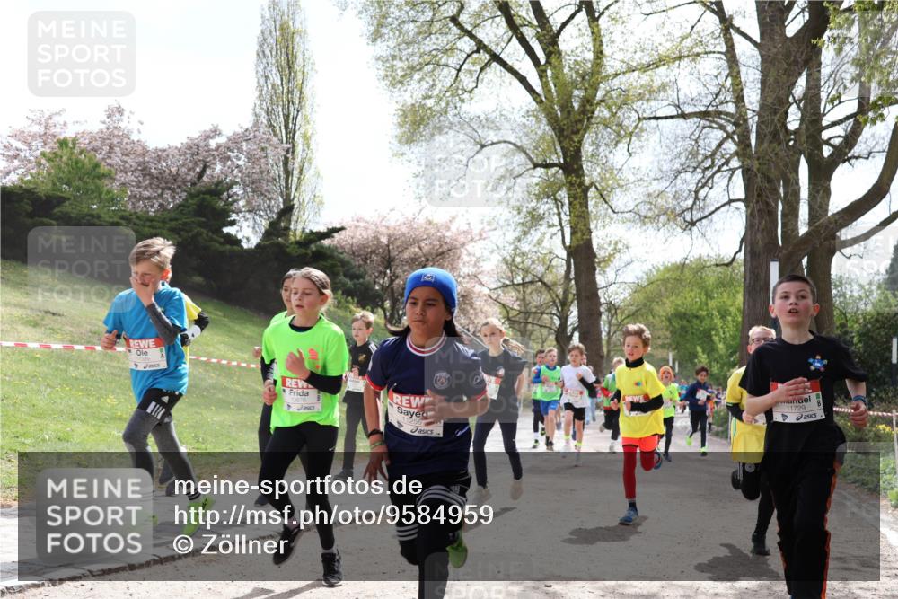 25.04.2026 - Das Zehntel Zöllner http://msf.ph/oto/9584959 25.04.2026 12:39:54 Laufen 11256, 11729 meine-sportfotos.de