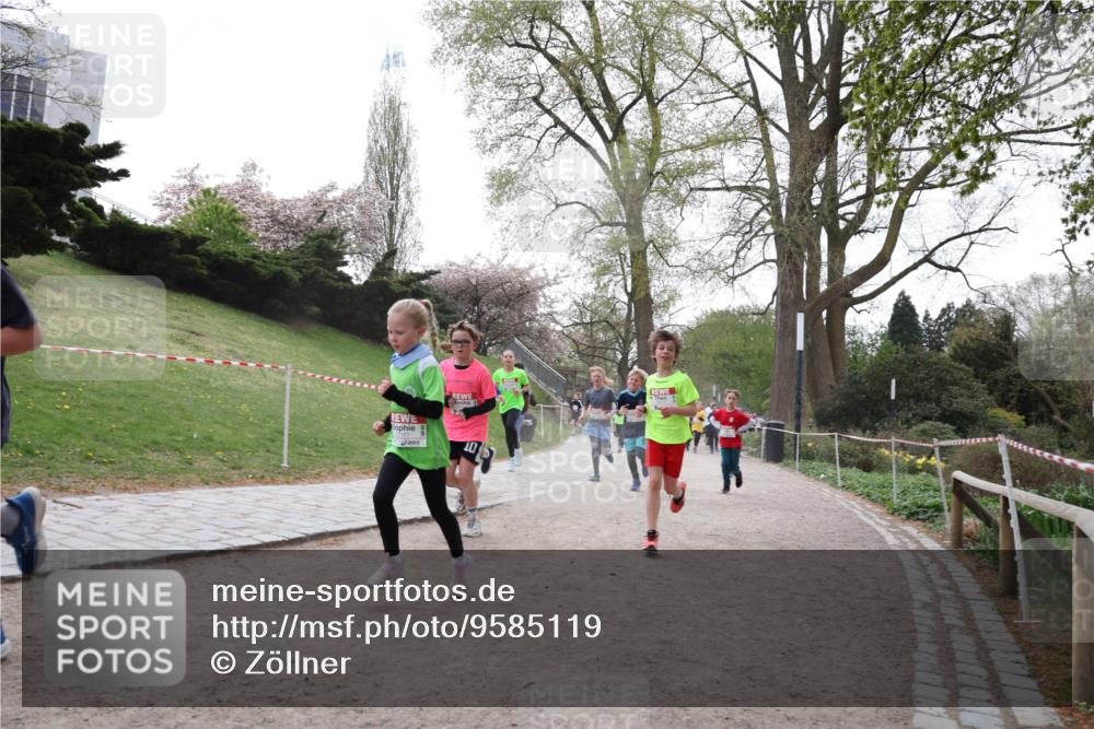 25.04.2026 - Das Zehntel Zöllner http://msf.ph/oto/9585119 25.04.2026 12:40:49 Laufen 10 meine-sportfotos.de
