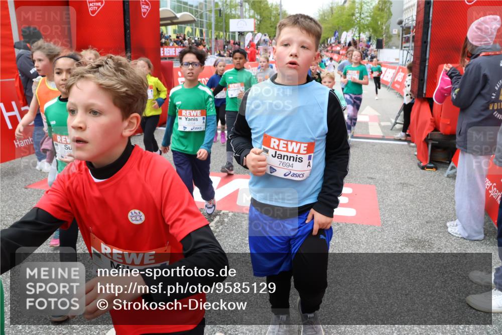 25.04.2026 - Das Zehntel Strokosch-Dieckow http://msf.ph/oto/9585129 25.04.2026 10:58:51 Ziel 5071, 5372, 5395, 5404, 5476, 5535, 5539, 5543, 5554, 5665, 5973, 6331, 6408, 6458, 6603, 6640, 6708, 7242, 7322, 7375, 7392, 7694, 7931, 7942, 7945, 8002, 8005, 8070, 5071, 5372, 5395, 5404, 5476, 5535, 5539, 5543, 5554, 5665, 5973, 6331, 6408, 6458, 6603, 6640, 6708, 7242, 7322, 7375, 7392, 7694, 7931, 7942, 7945, 8002, 8005, 8070 meine-sportfotos.de