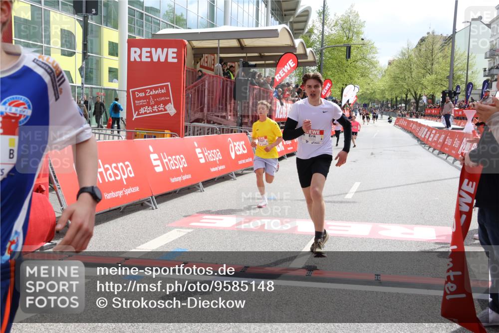 25.04.2026 - Das Zehntel Strokosch-Dieckow http://msf.ph/oto/9585148 25.04.2026 14:46:41 Ziel 15221, 16884, 17961, 18201, 18262, 15221, 16884, 17961, 18201, 18262 meine-sportfotos.de