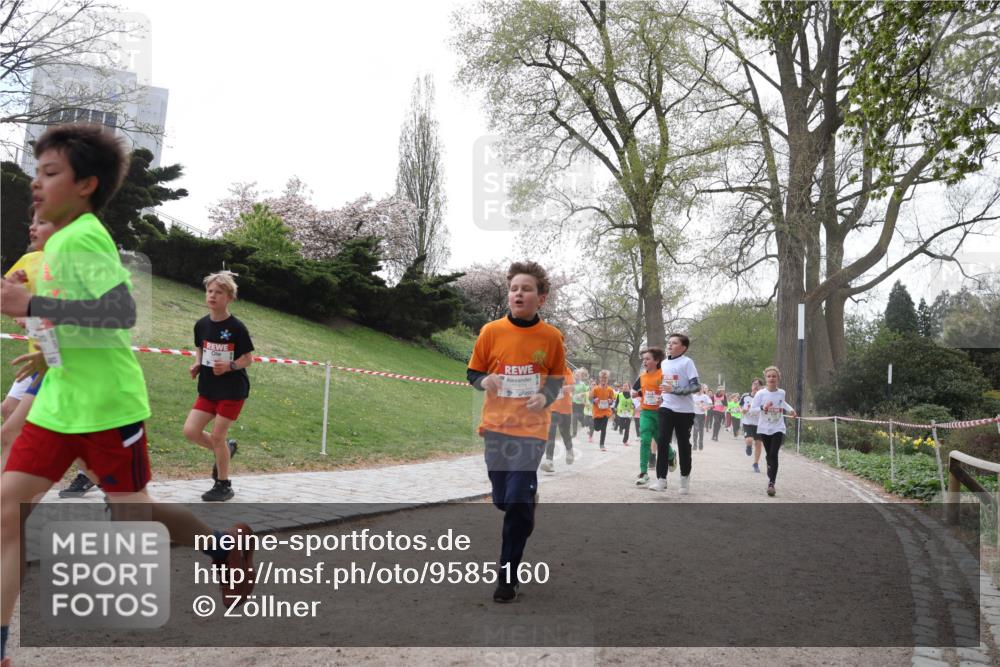 25.04.2026 - Das Zehntel Zöllner http://msf.ph/oto/9585160 25.04.2026 12:41:01 Laufen 12431 meine-sportfotos.de