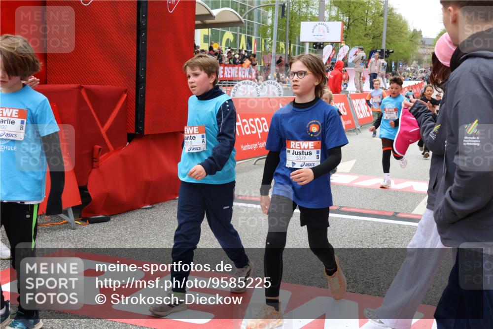 25.04.2026 - Das Zehntel Strokosch-Dieckow http://msf.ph/oto/9585225 25.04.2026 10:58:57 Ziel 5032, 5168, 5206, 5377, 5476, 5608, 5616, 5643, 5810, 6331, 6378, 6408, 6603, 6848, 6892, 6893, 6897, 7915, 7931, 7945, 8070, 5032, 5168, 5206, 5377, 5476, 5608, 5616, 5643, 5810, 6331, 6378, 6408, 6603, 6848, 6892, 6893, 6897, 7915, 7931, 7945, 8070 meine-sportfotos.de