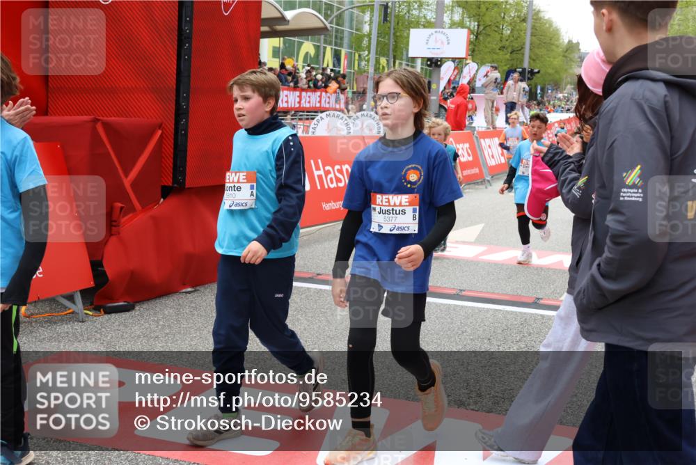 25.04.2026 - Das Zehntel Strokosch-Dieckow http://msf.ph/oto/9585234 25.04.2026 10:58:57 Ziel 5032, 5168, 5206, 5377, 5476, 5608, 5616, 5643, 5810, 6331, 6378, 6408, 6603, 6848, 6892, 6893, 6897, 7915, 7931, 7945, 8070, 5032, 5168, 5206, 5377, 5476, 5608, 5616, 5643, 5810, 6331, 6378, 6408, 6603, 6848, 6892, 6893, 6897, 7915, 7931, 7945, 8070 meine-sportfotos.de