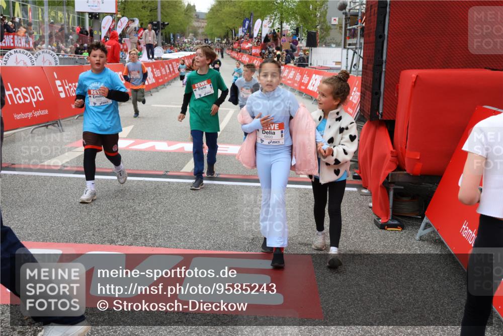 25.04.2026 - Das Zehntel Strokosch-Dieckow http://msf.ph/oto/9585243 25.04.2026 10:58:58 Ziel 5032, 5168, 5206, 5377, 5608, 5616, 5643, 5810, 6378, 6603, 6662, 6837, 6848, 6892, 6893, 6897, 7915, 8070, 5032, 5168, 5206, 5377, 5608, 5616, 5643, 5810, 6378, 6603, 6662, 6837, 6848, 6892, 6893, 6897, 7915, 8070 meine-sportfotos.de