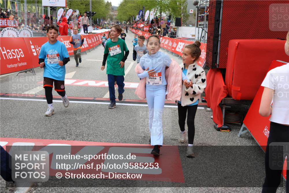 25.04.2026 - Das Zehntel Strokosch-Dieckow http://msf.ph/oto/9585253 25.04.2026 10:58:58 Ziel 5032, 5168, 5206, 5377, 5608, 5616, 5643, 5810, 6378, 6603, 6662, 6837, 6848, 6892, 6893, 6897, 7915, 8070, 5032, 5168, 5206, 5377, 5608, 5616, 5643, 5810, 6378, 6603, 6662, 6837, 6848, 6892, 6893, 6897, 7915, 8070 meine-sportfotos.de