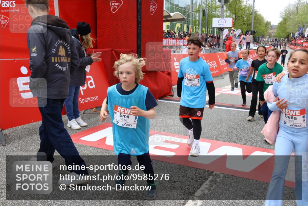 25.04.2026 - Das Zehntel Strokosch-Dieckow http://msf.ph/oto/9585276 25.04.2026 10:59:00 Ziel 5032, 5168, 5206, 5377, 5608, 5616, 5643, 5810, 6348, 6378, 6574, 6609, 6662, 6678, 6837, 6848, 6892, 6893, 6897, 7680, 7915, 5032, 5168, 5206, 5377, 5608, 5616, 5643, 5810, 6348, 6378, 6574, 6609, 6662, 6678, 6837, 6848, 6892, 6893, 6897, 7680, 7915 meine-sportfotos.de