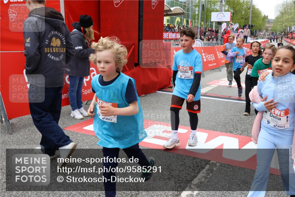 25.04.2026 - Das Zehntel Strokosch-Dieckow http://msf.ph/oto/9585291 25.04.2026 10:59:00 Ziel 5032, 5168, 5206, 5377, 5608, 5616, 5643, 5810, 6348, 6378, 6574, 6609, 6662, 6678, 6837, 6848, 6892, 6893, 6897, 7680, 7915, 5032, 5168, 5206, 5377, 5608, 5616, 5643, 5810, 6348, 6378, 6574, 6609, 6662, 6678, 6837, 6848, 6892, 6893, 6897, 7680, 7915 meine-sportfotos.de