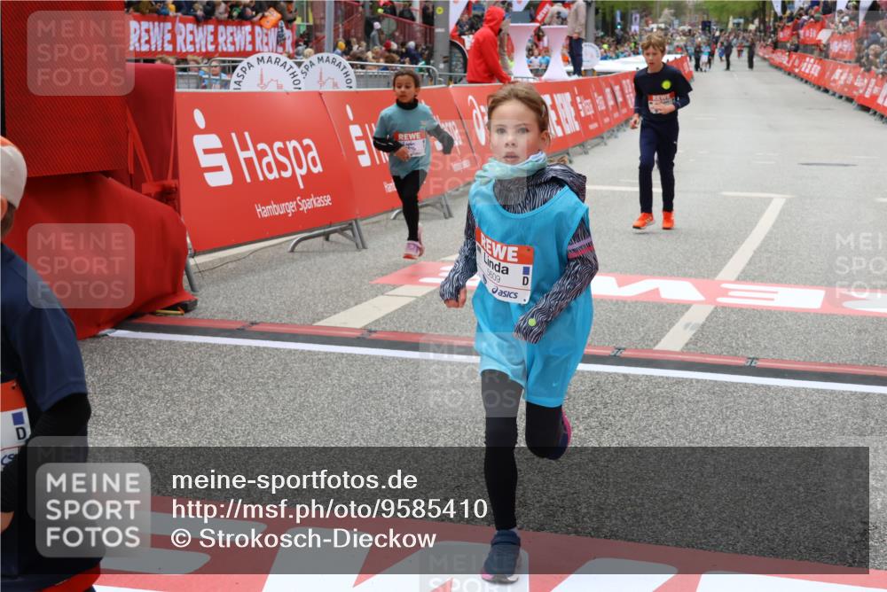 25.04.2026 - Das Zehntel Strokosch-Dieckow http://msf.ph/oto/9585410 25.04.2026 10:59:04 Ziel 5159, 5206, 5568, 5616, 6348, 6378, 6574, 6609, 6662, 6678, 6681, 6837, 6897, 7516, 7680, 7736, 7755, 7915, 5159, 5206, 5568, 5616, 6348, 6378, 6574, 6609, 6662, 6678, 6681, 6837, 6897, 7516, 7680, 7736, 7755, 7915 meine-sportfotos.de