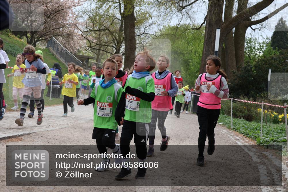 25.04.2026 - Das Zehntel Zöllner http://msf.ph/oto/9586006 25.04.2026 12:46:49 Laufen 11380, 12059, 12056, 11618 meine-sportfotos.de