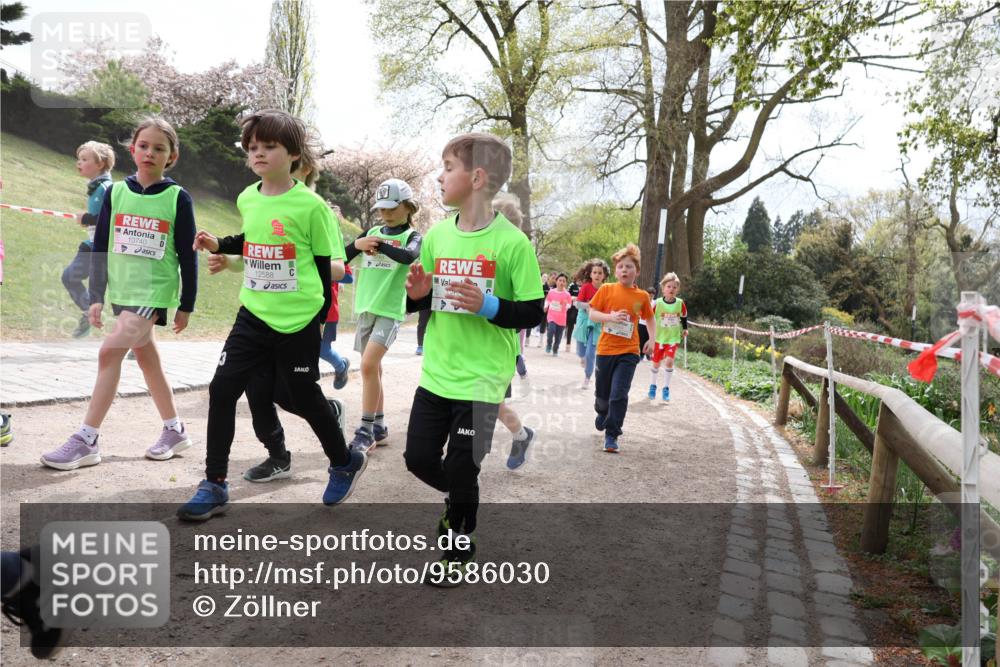 25.04.2026 - Das Zehntel Zöllner http://msf.ph/oto/9586030 25.04.2026 12:47:03 Laufen 10740, 12588 meine-sportfotos.de