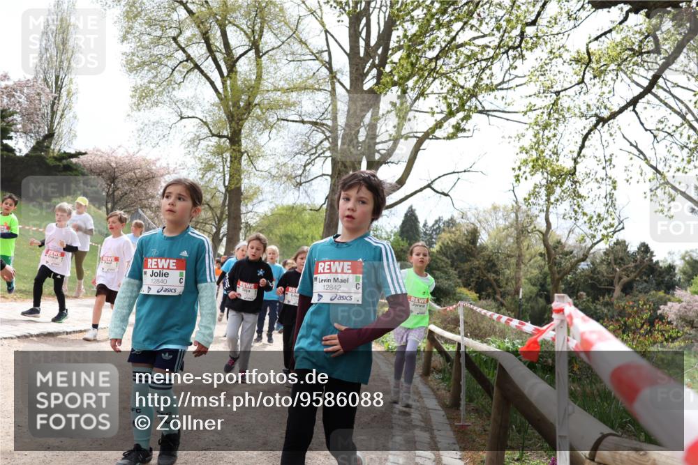 25.04.2026 - Das Zehntel Zöllner http://msf.ph/oto/9586088 25.04.2026 12:47:41 Laufen 12842, 12840 meine-sportfotos.de