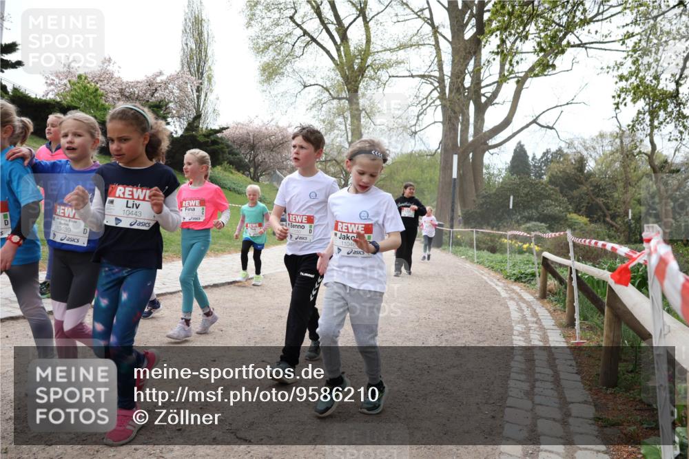 25.04.2026 - Das Zehntel Zöllner http://msf.ph/oto/9586210 25.04.2026 12:48:43 Laufen 10439, 10443, 11046 meine-sportfotos.de