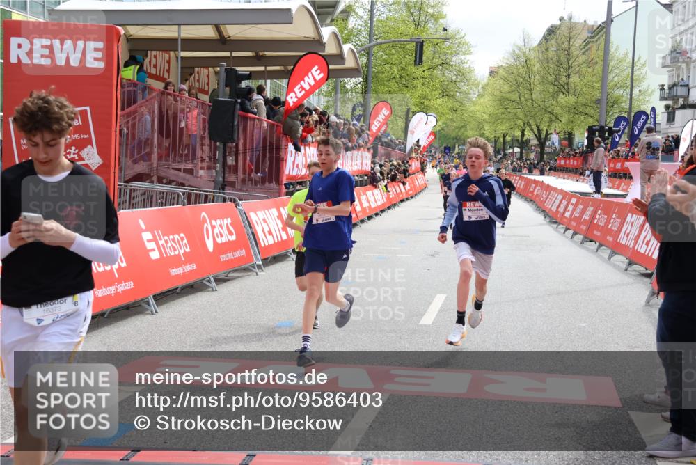 25.04.2026 - Das Zehntel Strokosch-Dieckow http://msf.ph/oto/9586403 25.04.2026 14:47:47 Ziel 15623, 15624, 15855, 16373, 17963, 18250, 15623, 15624, 15855, 16373, 17963, 18250 meine-sportfotos.de