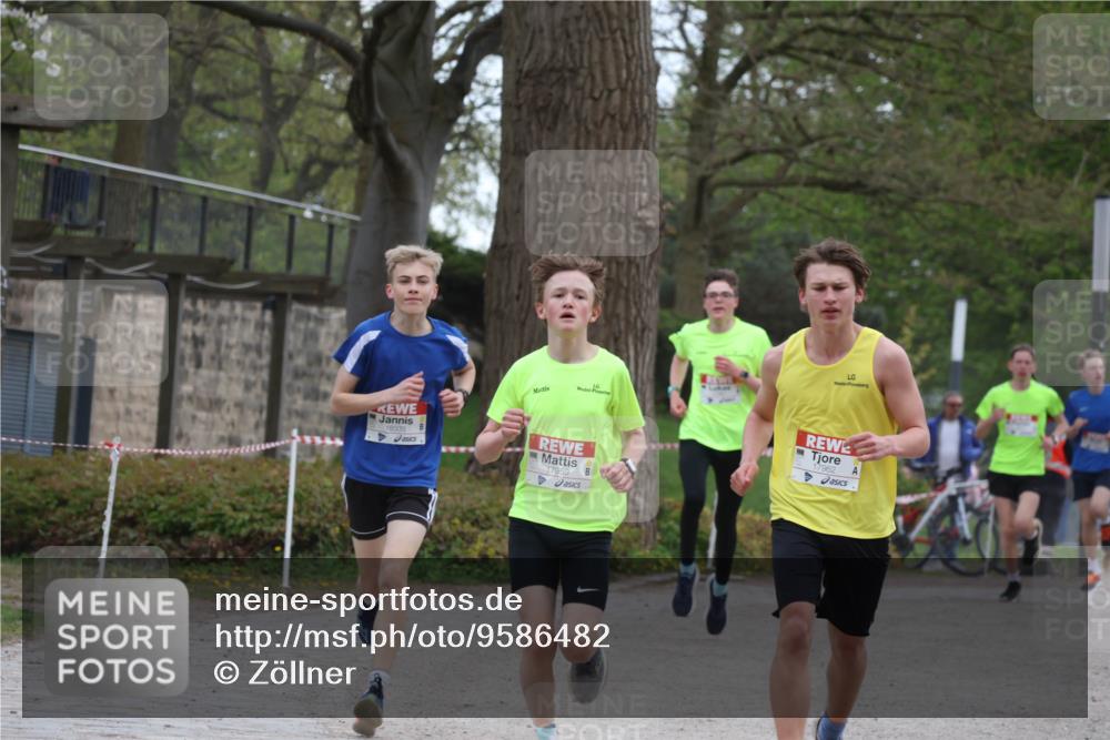 25.04.2026 - Das Zehntel Zöllner http://msf.ph/oto/9586482 25.04.2026 14:36:51 Laufen 18333, 17959, 17962 meine-sportfotos.de