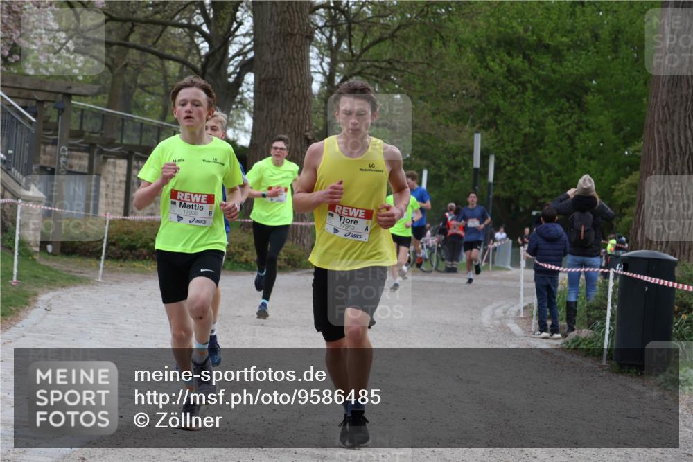 25.04.2026 - Das Zehntel Zöllner http://msf.ph/oto/9586485 25.04.2026 14:36:53 Laufen 17959, 17962 meine-sportfotos.de