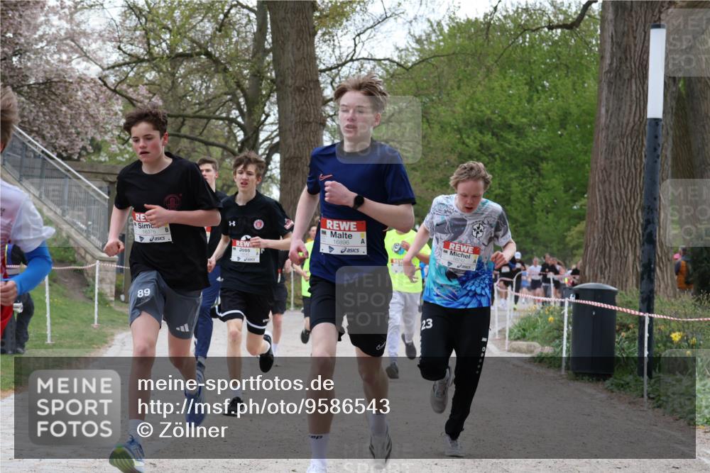 25.04.2026 - Das Zehntel Zöllner http://msf.ph/oto/9586543 25.04.2026 14:37:38 Laufen 16376, 89, 16896, 18242, 23 meine-sportfotos.de