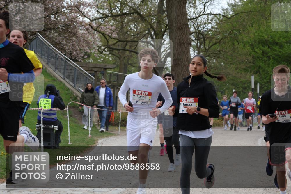 25.04.2026 - Das Zehntel Zöllner http://msf.ph/oto/9586558 25.04.2026 14:37:51 Laufen 16898, 17374 meine-sportfotos.de