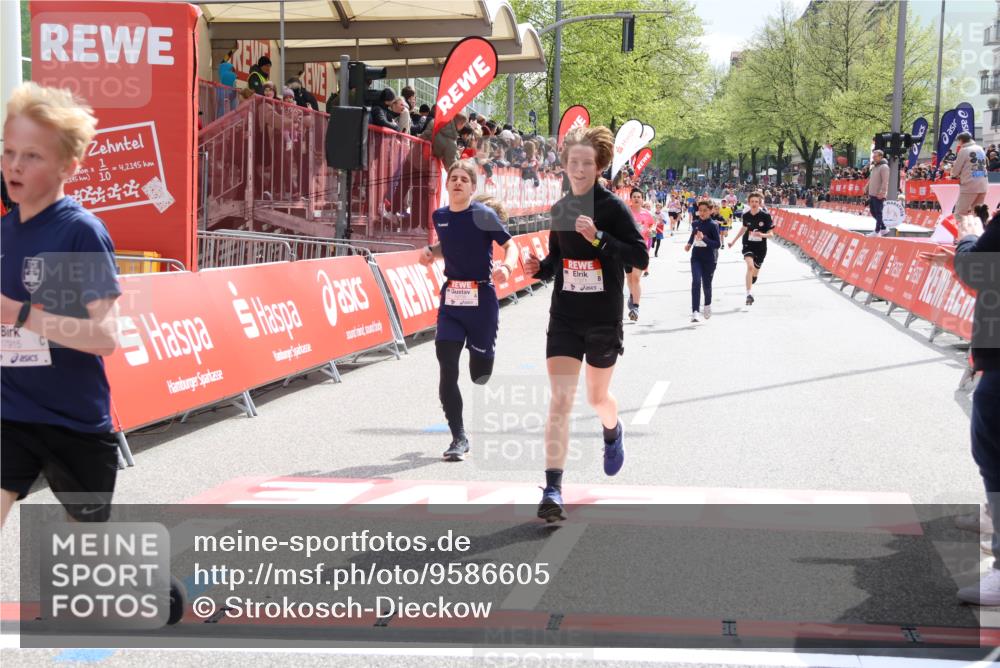 25.04.2026 - Das Zehntel Strokosch-Dieckow http://msf.ph/oto/9586605 25.04.2026 14:47:53 Ziel 15623, 15624, 16373, 16736, 17271, 17915, 17963, 15623, 15624, 16373, 16736, 17271, 17915, 17963 meine-sportfotos.de