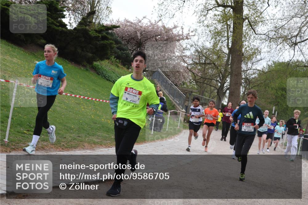 25.04.2026 - Das Zehntel Zöllner http://msf.ph/oto/9586705 25.04.2026 14:39:34 Laufen 17573, 17678 meine-sportfotos.de