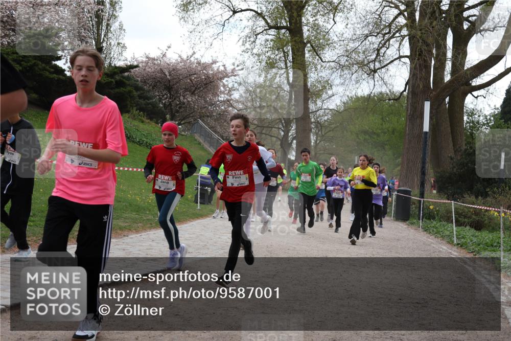 25.04.2026 - Das Zehntel Zöllner http://msf.ph/oto/9587001 25.04.2026 14:42:15 Laufen 16997 meine-sportfotos.de