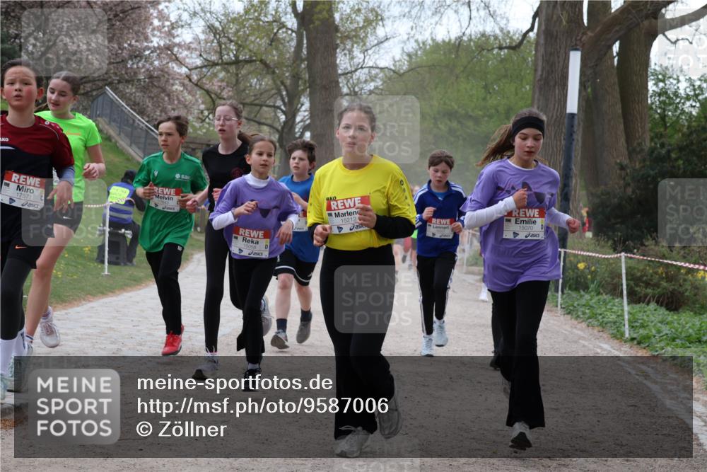 25.04.2026 - Das Zehntel Zöllner http://msf.ph/oto/9587006 25.04.2026 14:42:18 Laufen 17571, 17643, 15058, 15212, 15070 meine-sportfotos.de