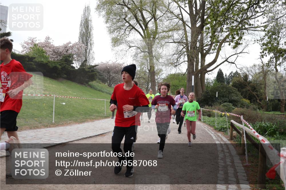 25.04.2026 - Das Zehntel Zöllner http://msf.ph/oto/9587068 25.04.2026 14:42:44 Laufen 17691 meine-sportfotos.de