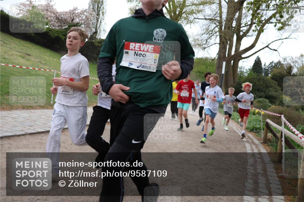 25.04.2026 - Das Zehntel Zöllner http://msf.ph/oto/9587109 25.04.2026 14:42:59 Laufen 345, 15707 meine-sportfotos.de