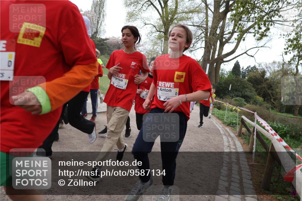 25.04.2026 - Das Zehntel Zöllner http://msf.ph/oto/9587134 25.04.2026 14:43:09 Laufen 17706, 16581 meine-sportfotos.de