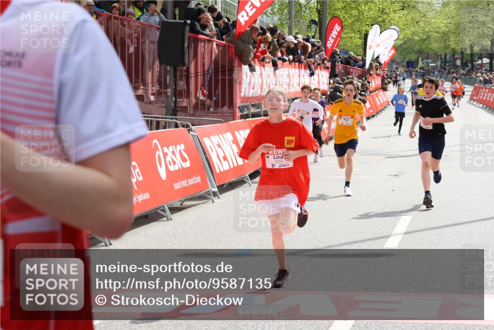 25.04.2026 - Das Zehntel Strokosch-Dieckow http://msf.ph/oto/9587135 25.04.2026 14:48:10 Ziel 15635, 16233, 16590, 16803, 17596, 17600, 17941, 18166, 15635, 16233, 16590, 16803, 17596, 17600, 17941, 18166 meine-sportfotos.de