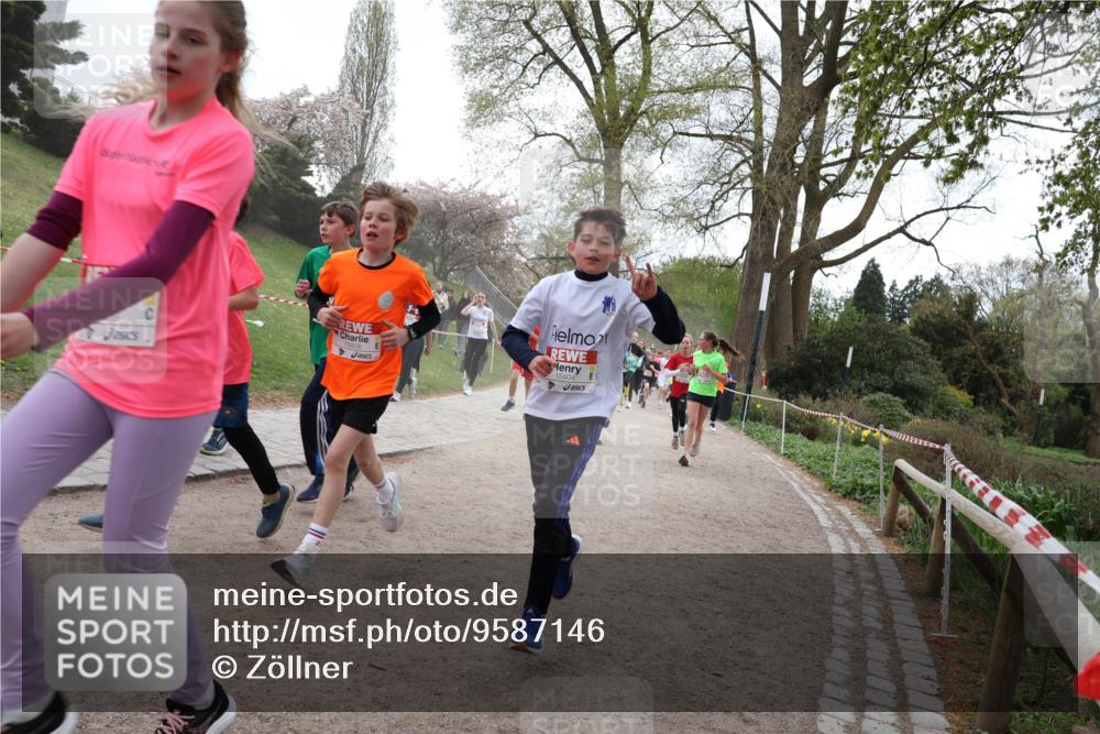 25.04.2026 - Das Zehntel Zöllner http://msf.ph/oto/9587146 25.04.2026 14:43:13 Laufen 15404 meine-sportfotos.de