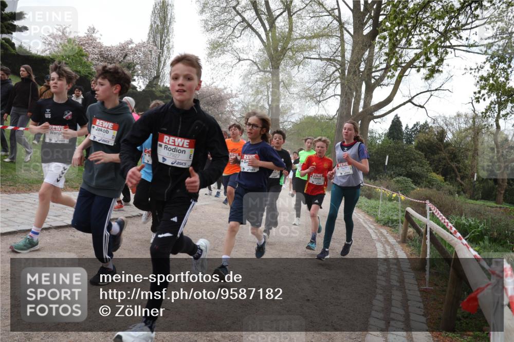 25.04.2026 - Das Zehntel Zöllner http://msf.ph/oto/9587182 25.04.2026 14:43:27 Laufen 6112, 17927 meine-sportfotos.de