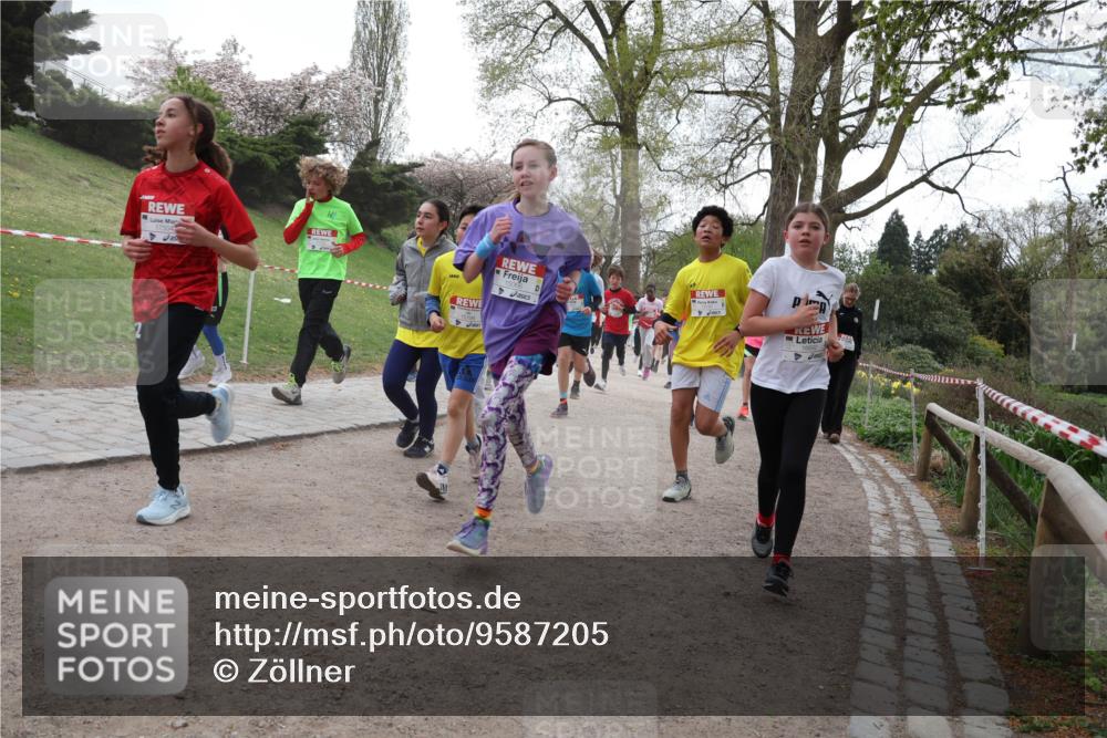 25.04.2026 - Das Zehntel Zöllner http://msf.ph/oto/9587205 25.04.2026 14:43:36 Laufen 17504 meine-sportfotos.de