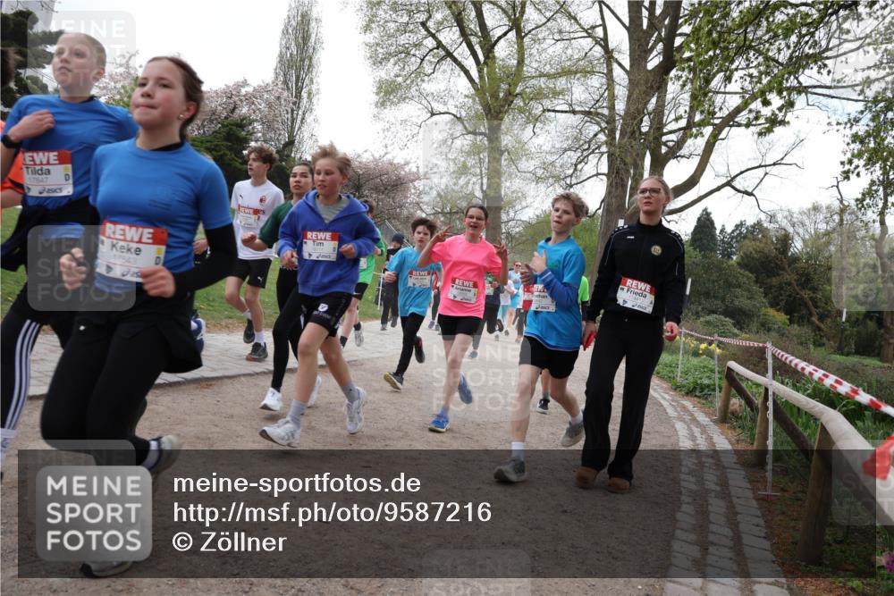25.04.2026 - Das Zehntel Zöllner http://msf.ph/oto/9587216 25.04.2026 14:43:40 Laufen 17847, 17843 meine-sportfotos.de