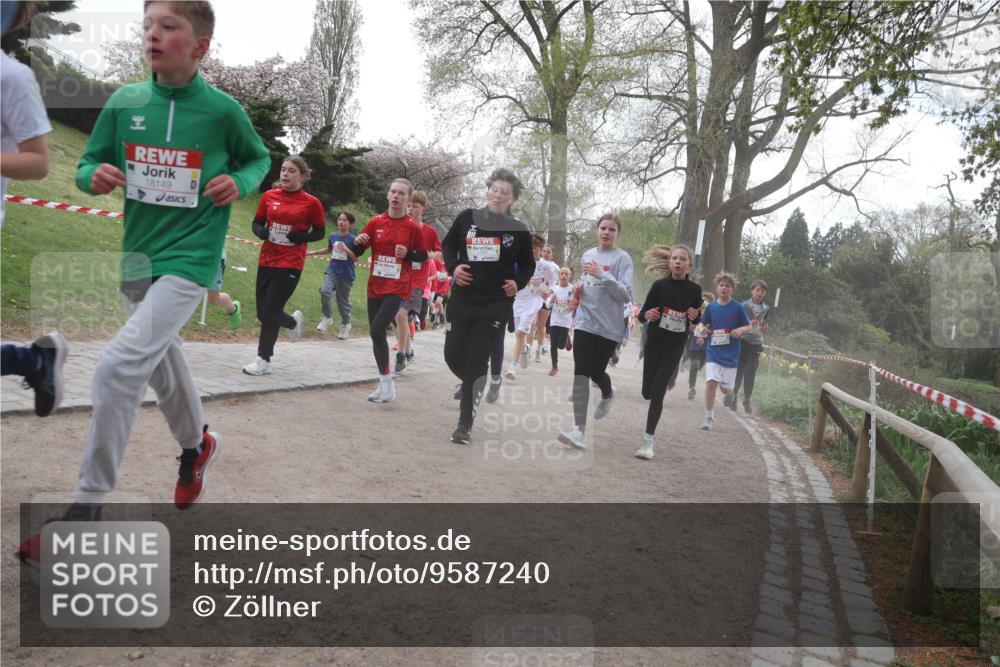 25.04.2026 - Das Zehntel Zöllner http://msf.ph/oto/9587240 25.04.2026 14:43:51 Laufen 99, 18149 meine-sportfotos.de