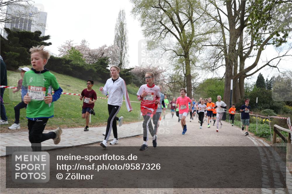 25.04.2026 - Das Zehntel Zöllner http://msf.ph/oto/9587326 25.04.2026 14:44:22 Laufen 17794 meine-sportfotos.de