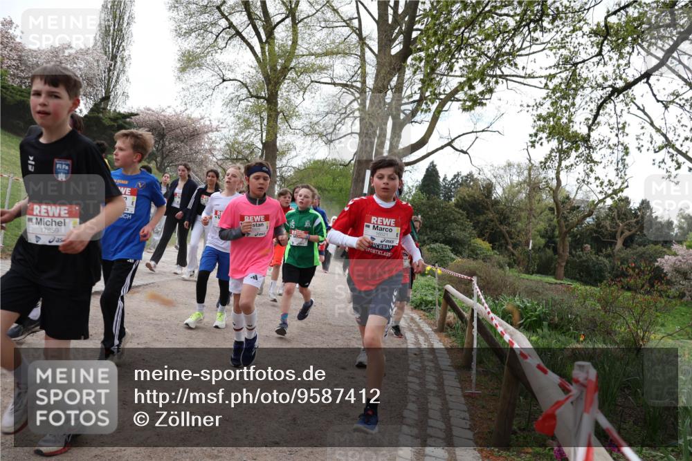 25.04.2026 - Das Zehntel Zöllner http://msf.ph/oto/9587412 25.04.2026 14:45:07 Laufen 17859, 1652 meine-sportfotos.de