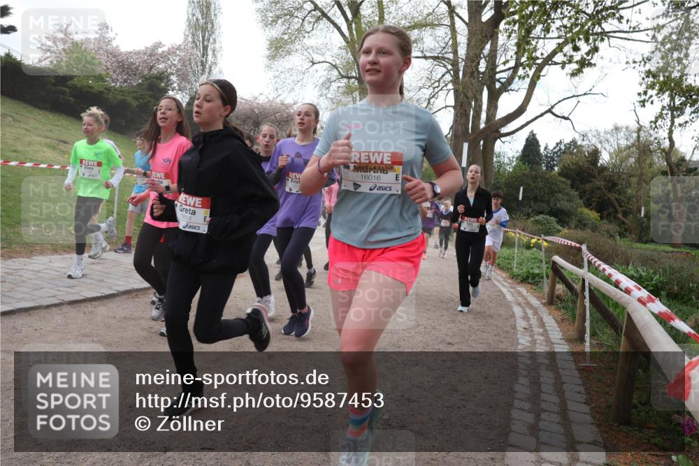 25.04.2026 - Das Zehntel Zöllner http://msf.ph/oto/9587453 25.04.2026 14:45:27 Laufen 18001, 16016 meine-sportfotos.de
