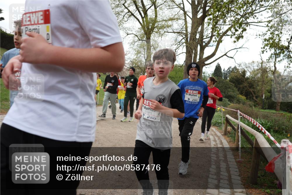 25.04.2026 - Das Zehntel Zöllner http://msf.ph/oto/9587476 25.04.2026 14:45:39 Laufen 17489, 16177 meine-sportfotos.de