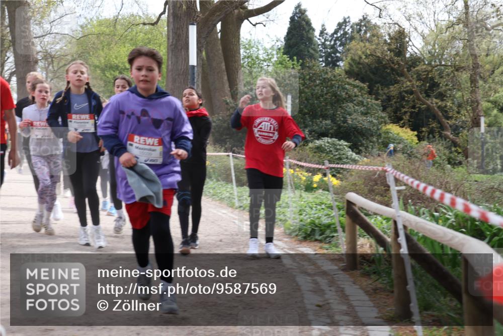 25.04.2026 - Das Zehntel Zöllner http://msf.ph/oto/9587569 25.04.2026 14:46:25 Laufen 15039, 9805 meine-sportfotos.de