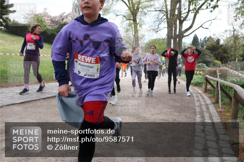 25.04.2026 - Das Zehntel Zöllner http://msf.ph/oto/9587571 25.04.2026 14:46:26 Laufen 15039 meine-sportfotos.de