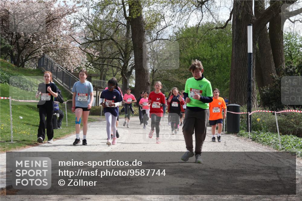 25.04.2026 - Das Zehntel Zöllner http://msf.ph/oto/9587744 25.04.2026 14:48:39 Laufen  meine-sportfotos.de