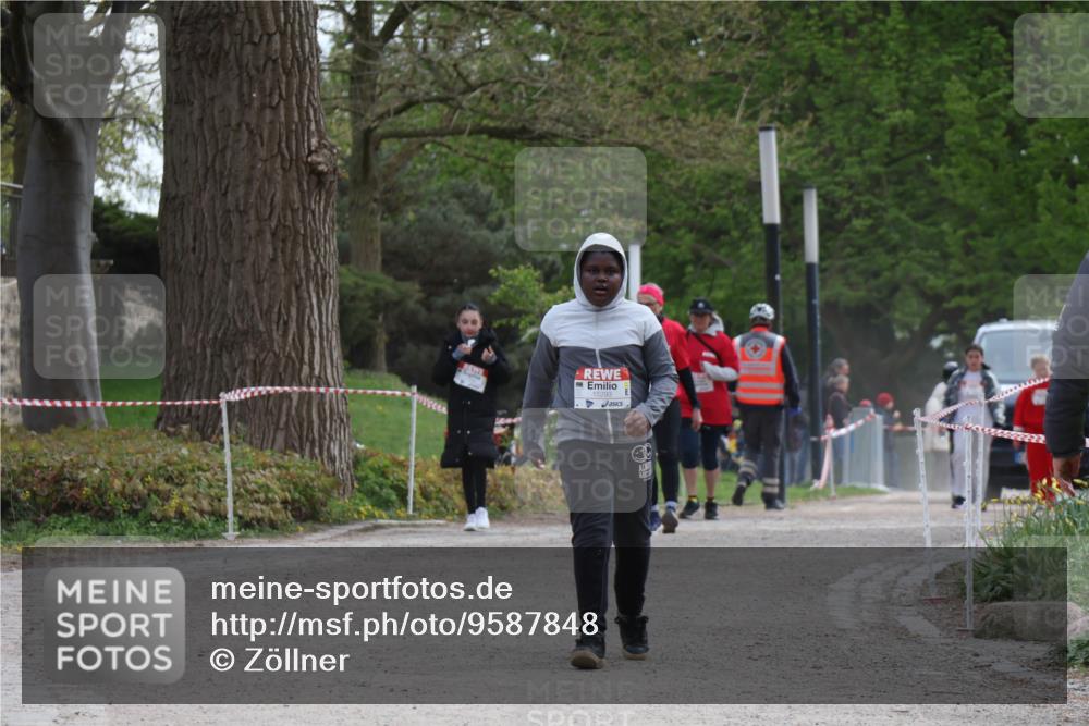 25.04.2026 - Das Zehntel Zöllner http://msf.ph/oto/9587848 25.04.2026 14:51:05 Laufen 15293 meine-sportfotos.de