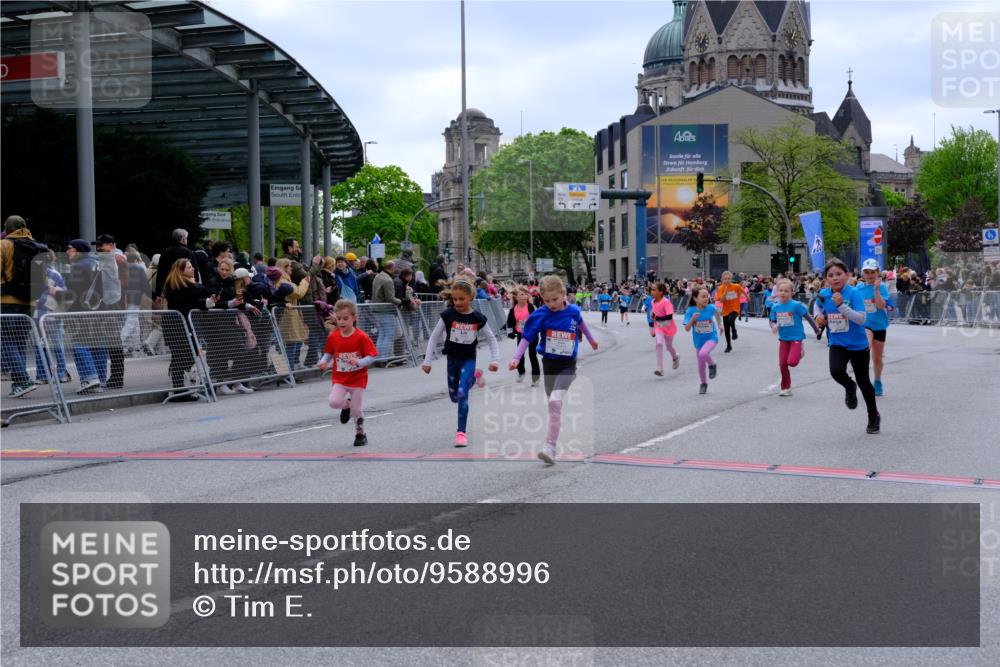 25.04.2026 - Das Zehntel Tim E. http://msf.ph/oto/9588996 25.04.2026 13:05:16 Ziel 10322, 10327, 10331, 10431, 10439, 10443, 10662, 10905, 11316, 11570, 11617, 11931, 12357, 12375, 12477, 12483, 12496, 12512, 12531, 12578 meine-sportfotos.de